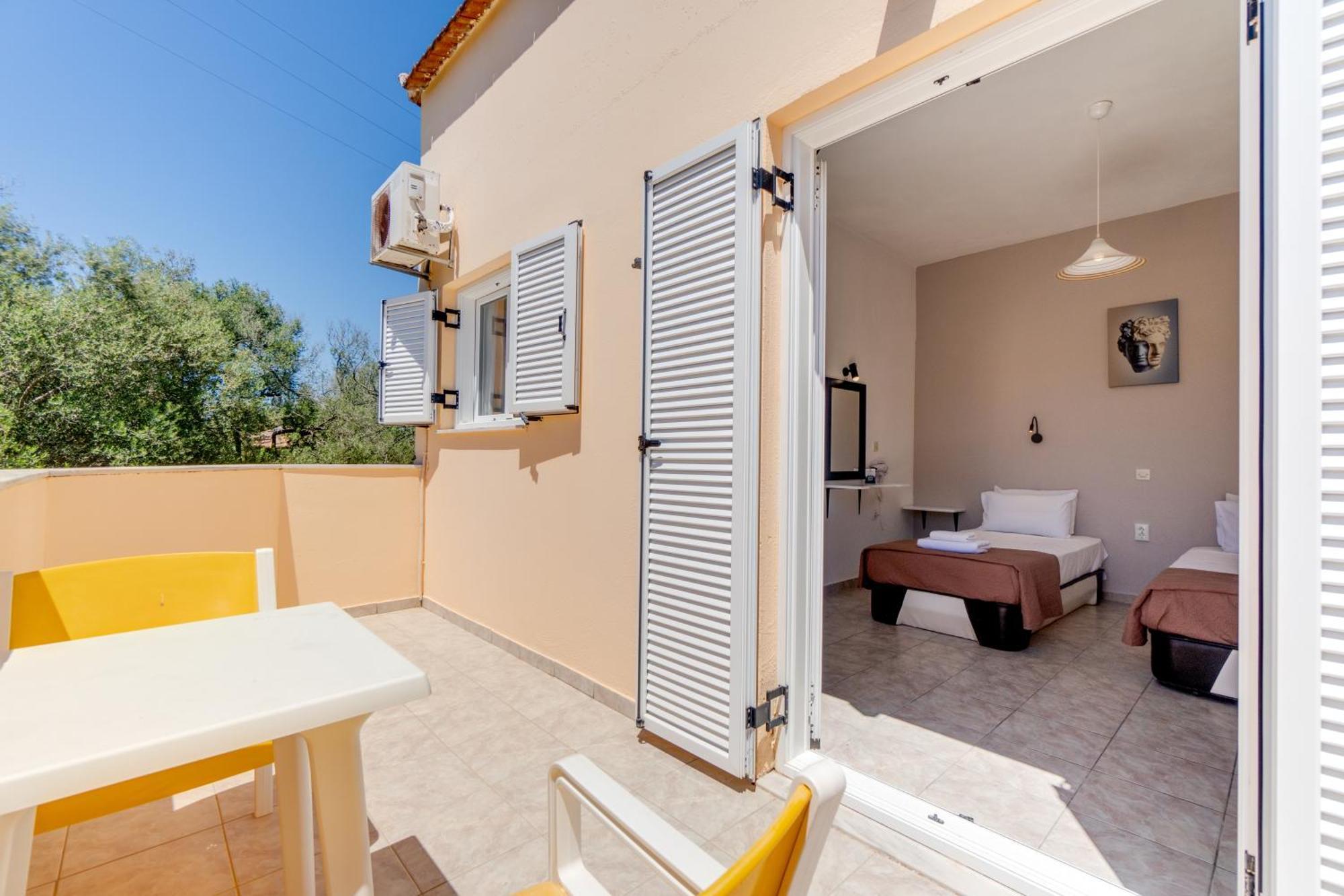 Sandy Beach Complex By Konnect - Annexe Building Kavos Bagian luar foto