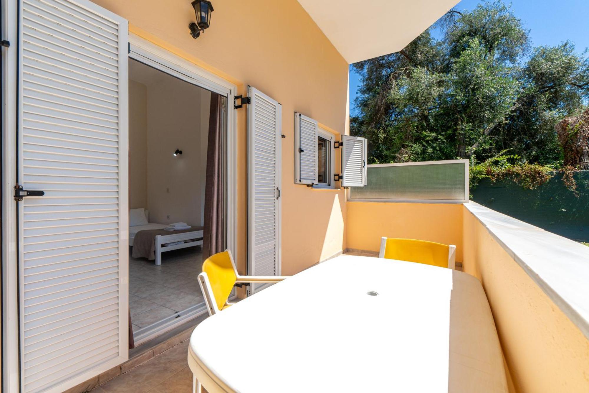 Sandy Beach Complex By Konnect - Annexe Building Kavos Ruang foto